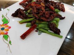-成都许燎源现代设计艺术博物馆