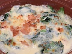 奶香鸡肉焗菠菜-萨莉亚意式餐厅(杭州滨江天街店)