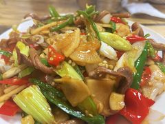 酸辣鸡杂-文杰餐馆(南洪时尚风情街店)