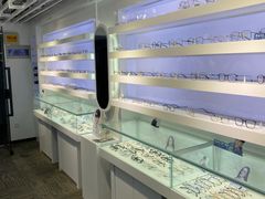 -浮光眼镜·蔡司视觉合作·数字验配中心(陆家嘴店)