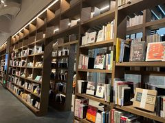 -茑屋书店(天目里店)