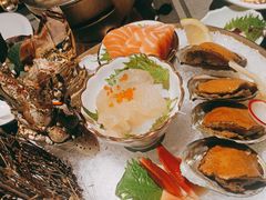 -半岛翡丽海鲜自助餐厅(观风亭店)