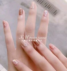 -夏花美甲美睫