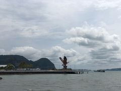 -巨鹰广场