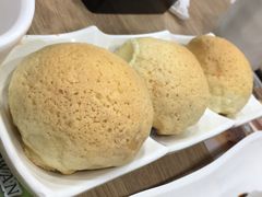 酥皮焗叉烧包-添好运点心专门店(中环IFC店)
