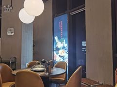 大堂-日进一片海.生腌海鲜火锅.宵夜烧烤(三里屯总店)