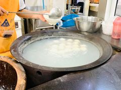 -老西白点心店