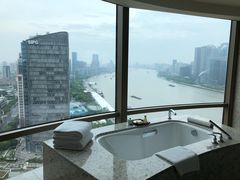 -上海外滩茂悦大酒店