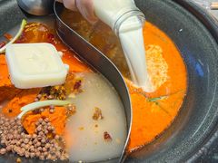 -生活如沸·顺德水牛奶火锅(大学路店)