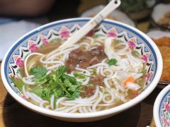 -鑫花溪牛肉米粉(人民广场店)