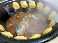 -三江鱼东北特色铁锅炖(骆驼店)