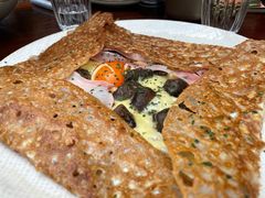 鸡蛋蘑菇熏肉荞麦可丽饼-RAC BAR(安福路店)