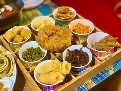 螺蛳粉九宫格-鸡遇虾煲干锅火锅(小寨金莎店)