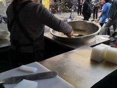 自助取餐区-何老二卤汁凉粉
