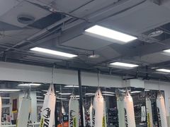 -拳力汇散打搏击泰拳俱乐部(绿地缤纷城店)