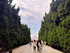 -上海市龙华烈士陵园