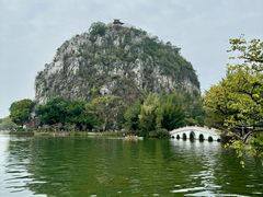 -星湖旅游景区七星岩