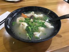 蟹黄鲜肉馄饨-吉祥馄饨(牡丹园店)