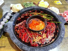 -黄潇洒老火锅(九眼桥宏济巷店)