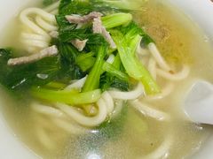 -上海特色小笼店(铁岭路90弄小区店)