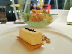 -广州塔卢特斯法国旋转餐厅
