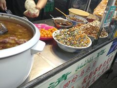 -清真马乐贝腊牛肉蛋黄菜夹馍(马蓉洒金桥店)