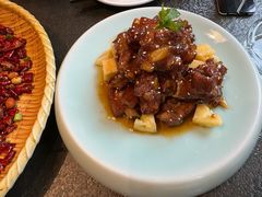 -万重锦·人文川菜馆(骡马市店)