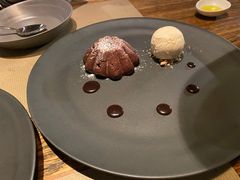 -Carbon莫卡哆·意大利复古集市餐厅(杭州大厦店)