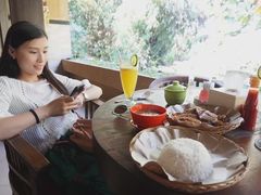 -Warung Babi Guling Ibu Oka 3