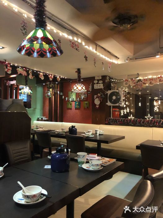 大头虾越式风味餐厅(光明广场店)大堂图片