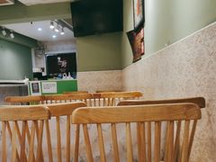 大堂-丽丽三鲜螺蛳粉(田林路店)