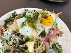 低温牛肉配炸羽衣甘蓝-Ocean's Table 欧舍