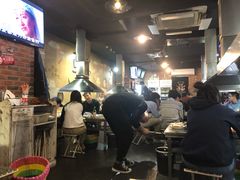 -马路牙子地桌烤肉(工体店)