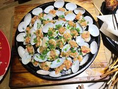 -何师烧烤·香辣蟹·川菜·30年老品牌(太古里旗舰店)