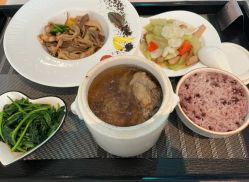 -厦门屿爱月子中心(独栋海湾店)