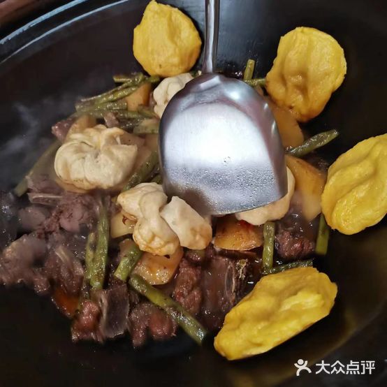 东北铁锅炖家常菜