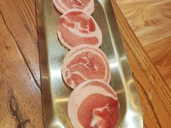 -金刚山黑牛炭火自助烤肉(西大望路店)