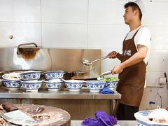 -崇德楼水盆牛羊肉泡馍馆(文艺路店)