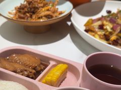 -首秀·四川料理(吾悦广场店)