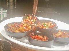 -亚马逊环球美食百汇(新城吾悦广场店)