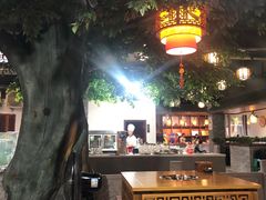 -茅台镇网红溶洞餐厅·茅帮菜馆