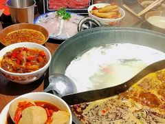 -萍姐火锅·公路夜市(武汉首店)