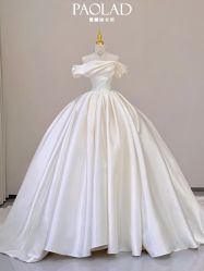 -南京宝娜嫁衣婚纱礼服馆(中央路店)