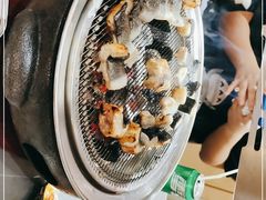 -围炉肉舍丹东海鲜烤肉·烤活鳗(步行街店)