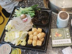 -一席地·本地鸡窝·杭帮鸡火锅(萧山银隆百货店)