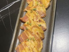 -山川小町·极番烧肉(新地假日广场店)