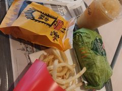 -麦当劳(得来速车道点餐 五里墩店)