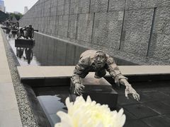 -侵华日军南京大屠杀遇难同胞纪念馆-停车场