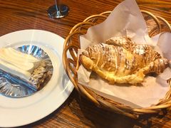 黄金流奶羊角-麦田工坊(月湖店)