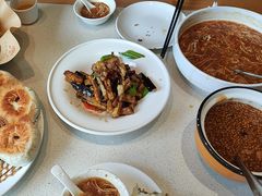 -聚友斋(陶瓷琉璃馆水晶街店)
